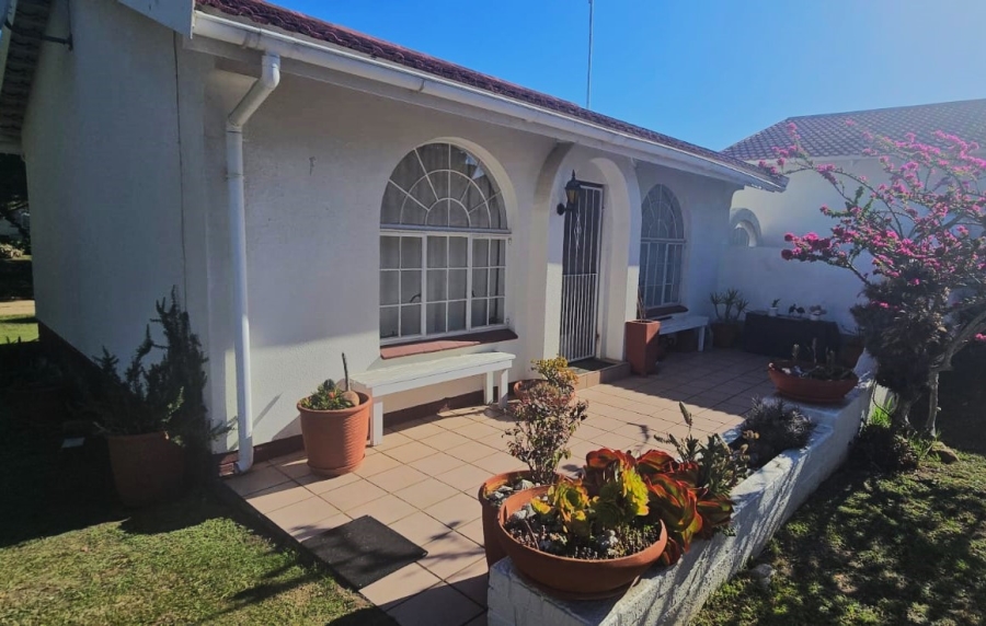 2 Bedroom Property for Sale in Aston Bay Eastern Cape